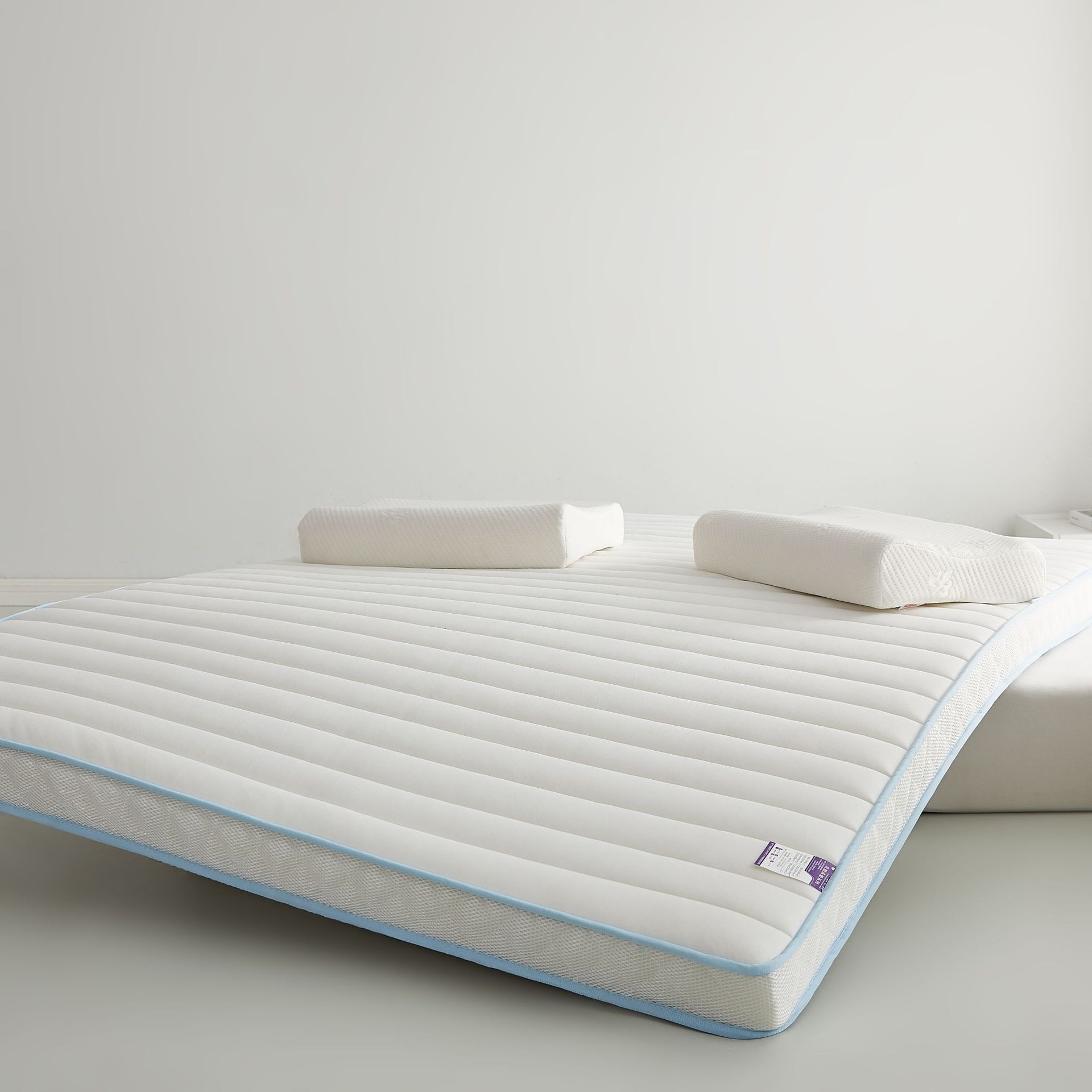 <a href=http://www.qingfeng369.cn/news_article.html?news_id=175>天津床垫</a>